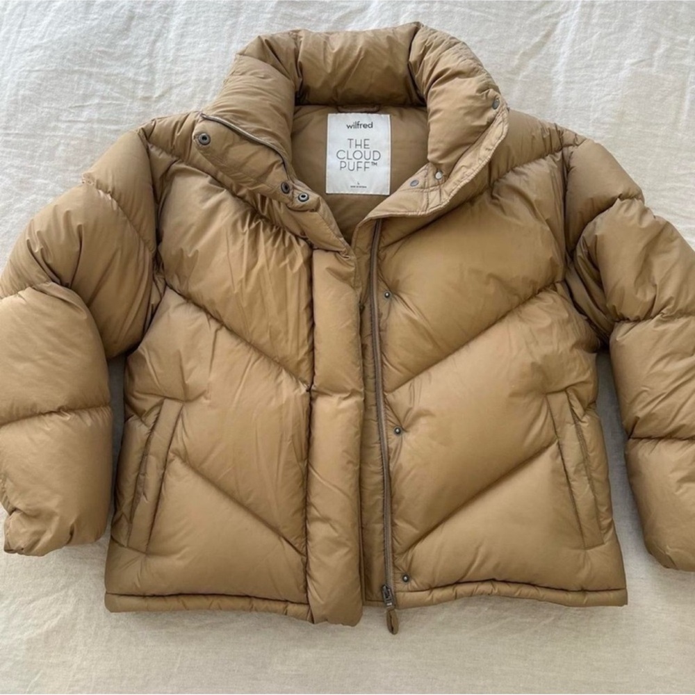 Aritzia Wilfred Cloud Puff in Oxford Tan